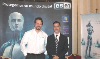 Gustavo Quiñones Gerente Capacitación ESET y Maximiliano Cantis Channel Manager ESET Latam