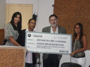Donativo Mot Foundation 2011