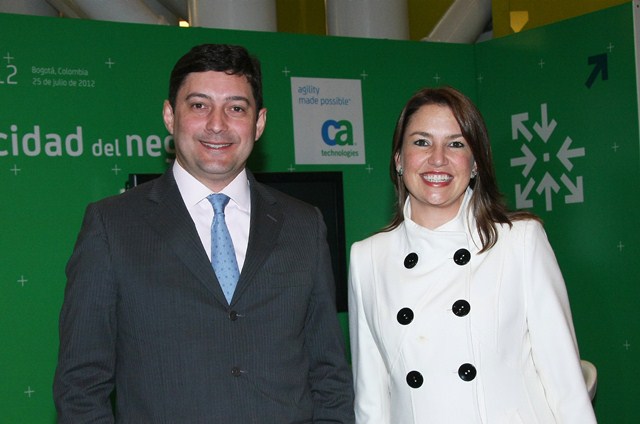 En la foto, Laercio Albuquerque, presidente y director general de CA Technologies para Latinoamérica, y Claudia Vásquez, vicepresidente de la región Norte de Latinoamérica.