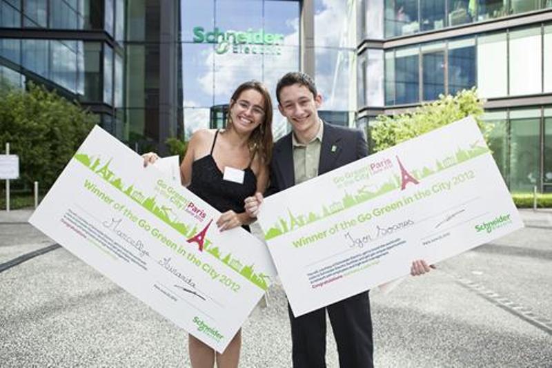 Winners of Go Green in the City 2012-Igor Soares and Marcellye Miranda from Brazil