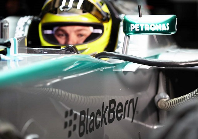 Mercedes AMG Petronas y BlackBerry