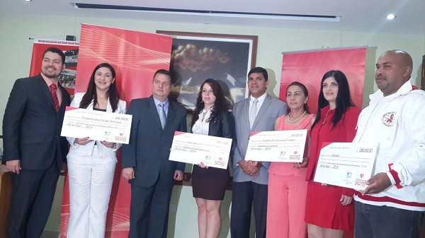 Entrega Fondo de Conexión Social 2014 (Región Andes)